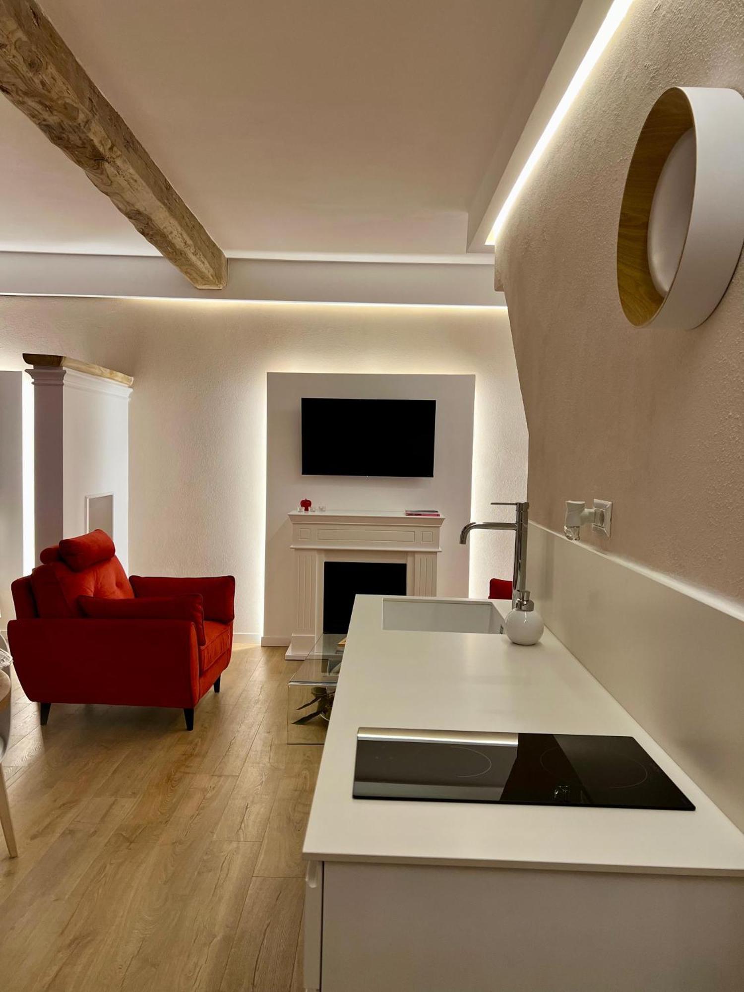 Elena'S Suite Sutri Exterior foto